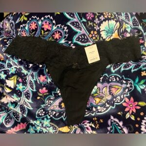 Auden lot 4 pair- Black thongs size large NWT/NIB. Two styles